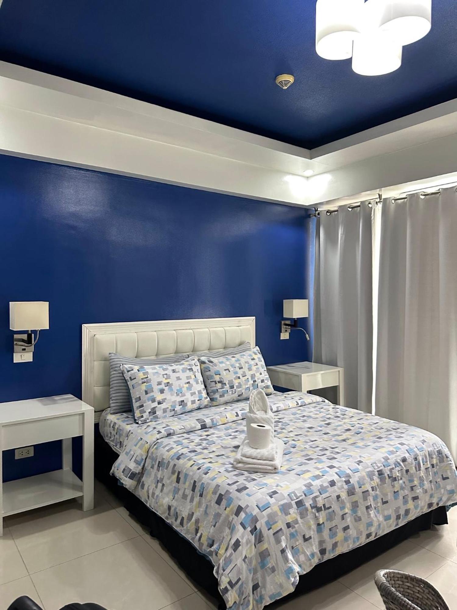 Condo 1 Palm Tree Across Naia T3 Pasay Exterior photo