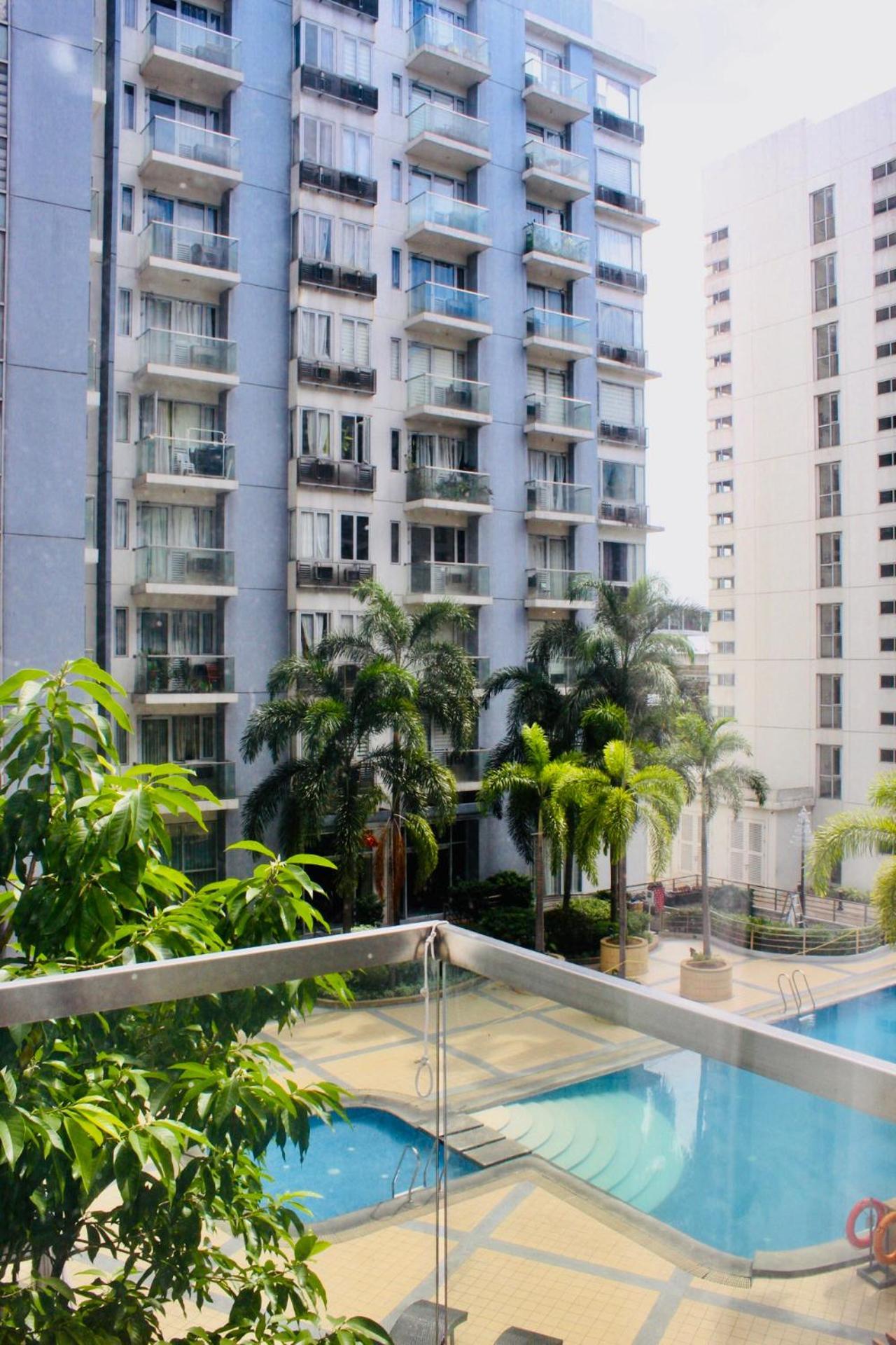 Condo 1 Palm Tree Across Naia T3 Pasay Exterior photo