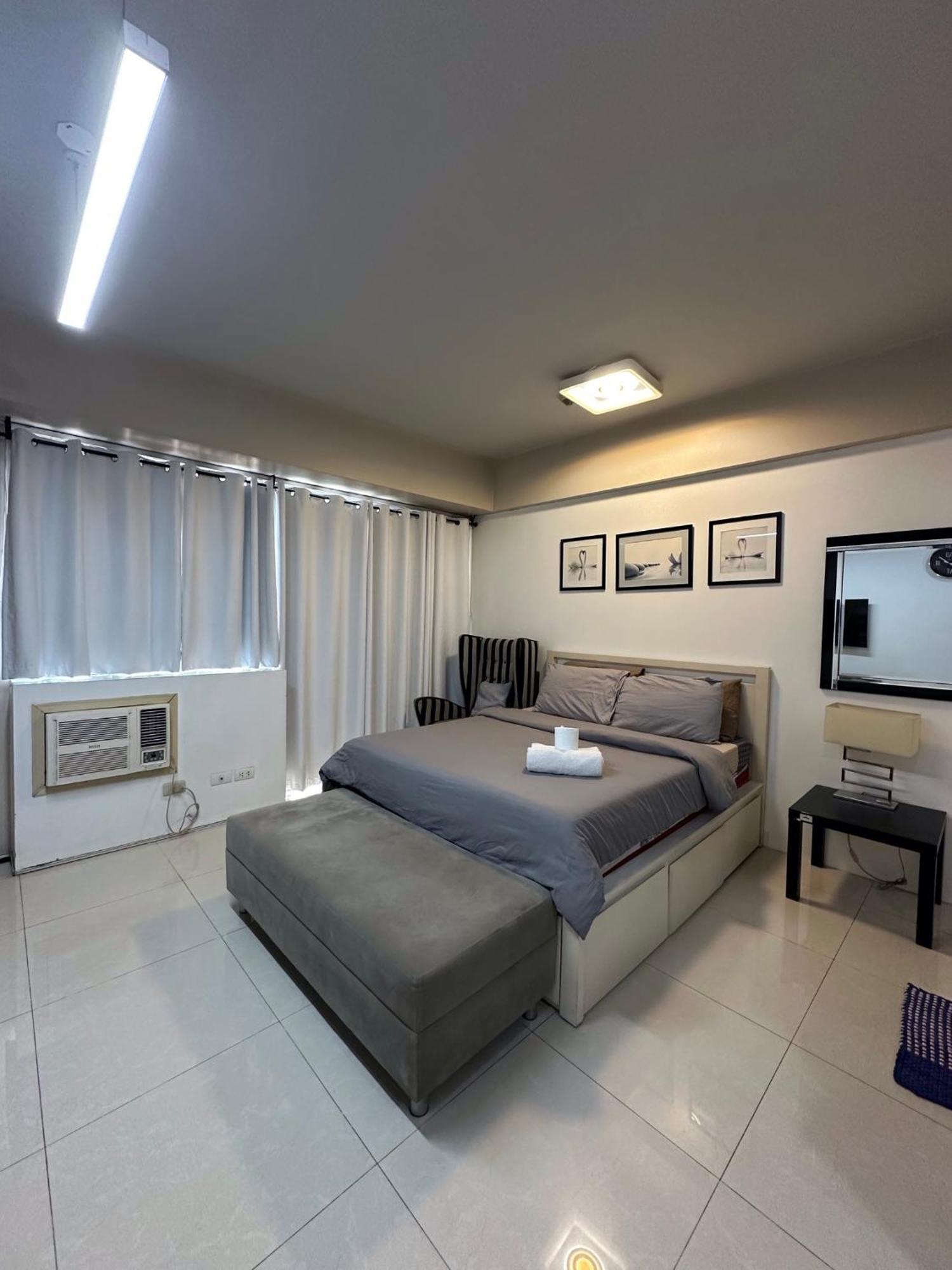 Condo 1 Palm Tree Across Naia T3 Pasay Exterior photo