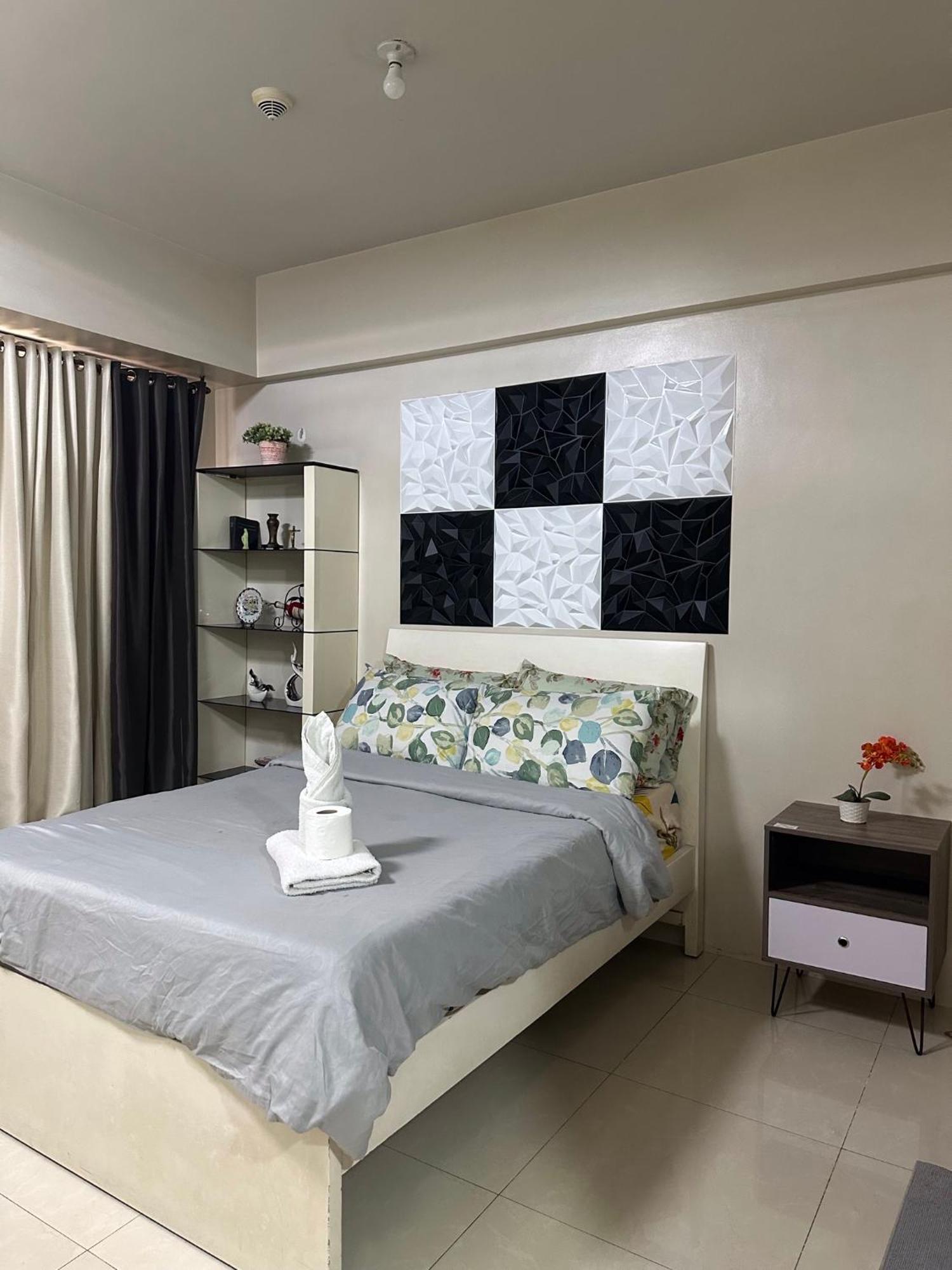 Condo 1 Palm Tree Across Naia T3 Pasay Exterior photo