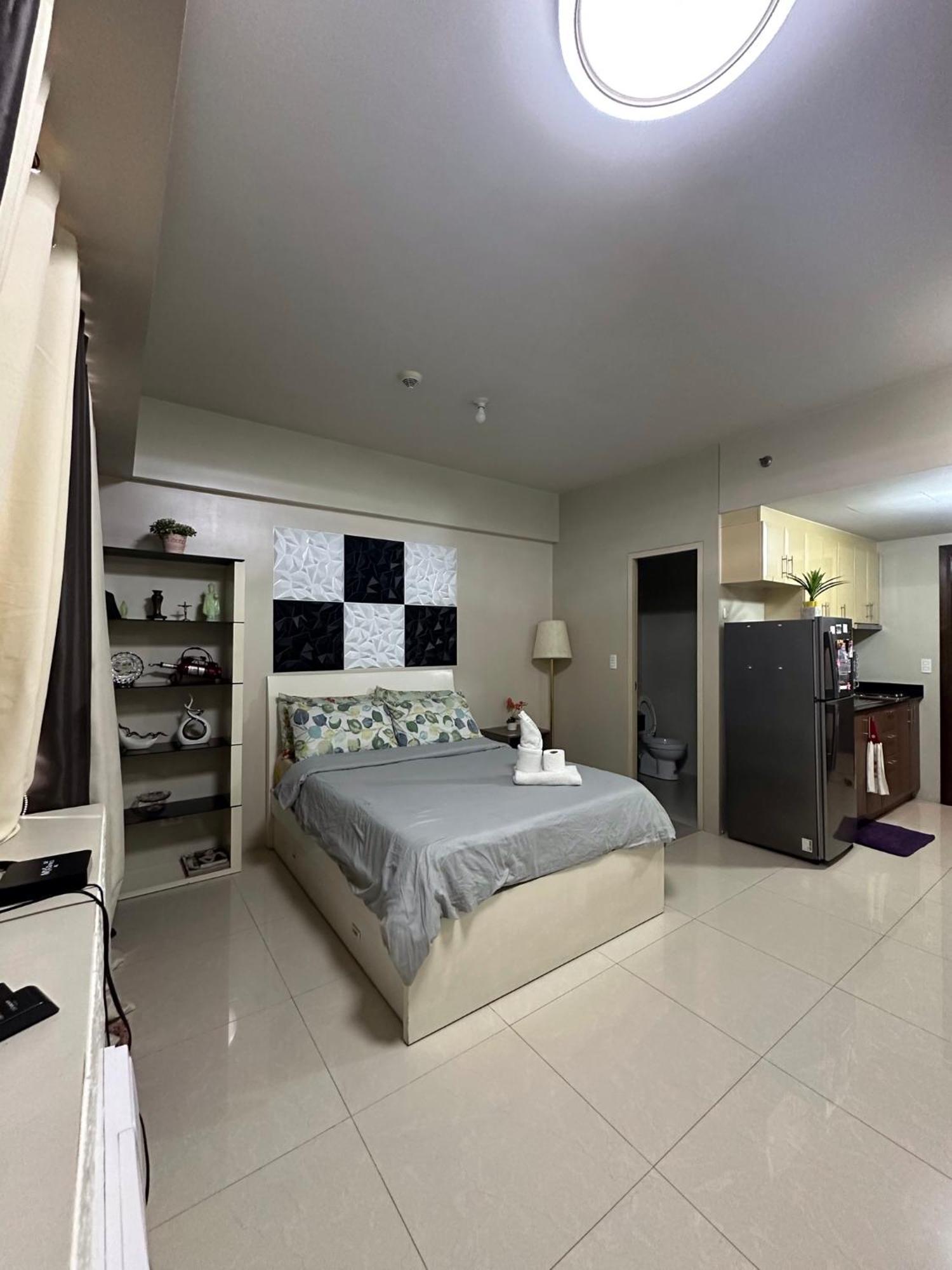 Condo 1 Palm Tree Across Naia T3 Pasay Exterior photo