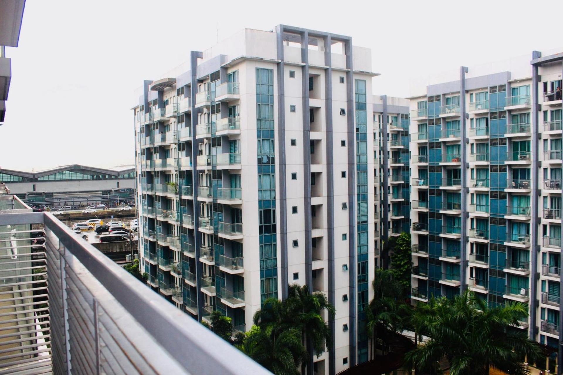 Condo 1 Palm Tree Across Naia T3 Pasay Exterior photo